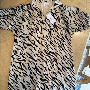 ADRIENNE Tiger Print Short Sleeve Dress